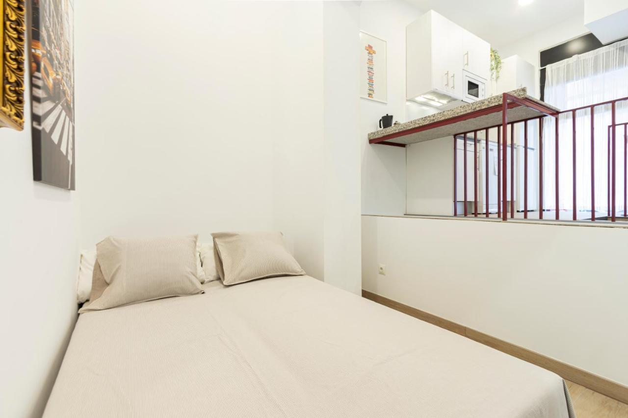 Luciente Apartment มาดริด ภายนอก รูปภาพ